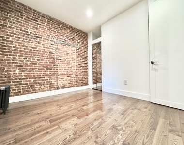 4 St Nicholas Terrace - Photo Thumbnail 6