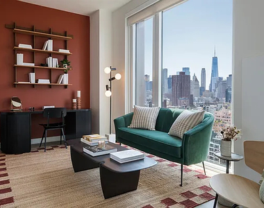 55 Suffolk Street - Photo Thumbnail 3