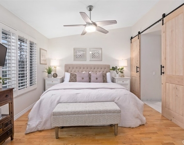 3386 Calle La Veta - Photo Thumbnail 16