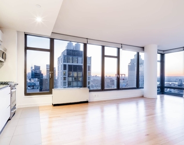 105 West 29th Street - Photo Thumbnail 1