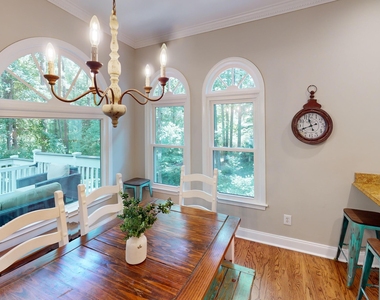 2196 Major Loring Way Sw - Photo Thumbnail 2