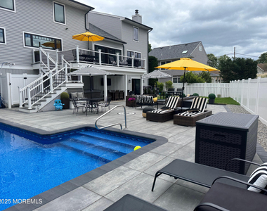 141 Osborne Avenue - Photo Thumbnail 39