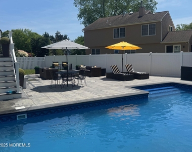 141 Osborne Avenue - Photo Thumbnail 40