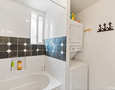31641 2nd Avenue - Photo Thumbnail 13