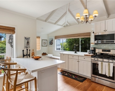 31641 2nd Avenue - Photo Thumbnail 4