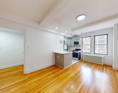 East 38th Street - Photo Thumbnail 0