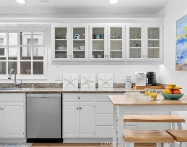 117 Amethyst Avenue - Photo Thumbnail 12