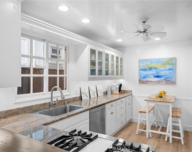 117 Amethyst Avenue - Photo Thumbnail 33