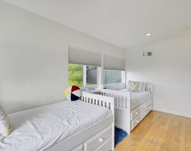 3966 Las Flores Canyon Road - Photo Thumbnail 39
