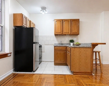 707 West 171st Street - Photo Thumbnail 6