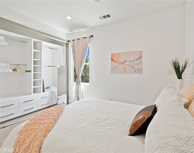 74079 Kingston Court W - Photo Thumbnail 34