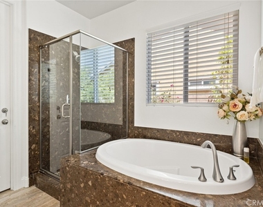 74079 Kingston Court W - Photo Thumbnail 29