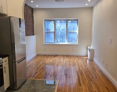 441 East 83rd Street - Photo Thumbnail 7