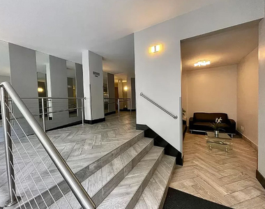433 West 53rd Street - Photo Thumbnail 10