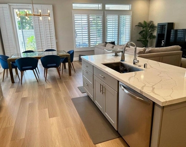 44725 Alexandria Vale - Photo Thumbnail 2