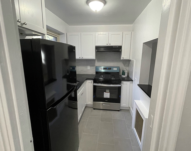 111-19 66th Avenue - Photo Thumbnail 2