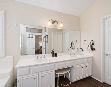 20891 Porter Ranch Road - Photo Thumbnail 22