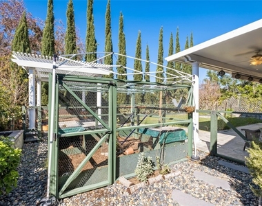 20891 Porter Ranch Road - Photo Thumbnail 36