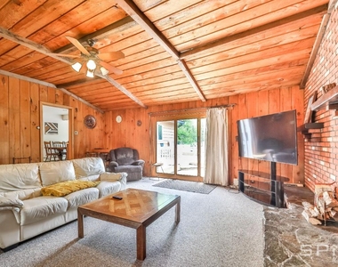 170 Maplecrest Road - Photo Thumbnail 3