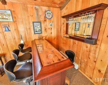170 Maplecrest Road - Photo Thumbnail 4