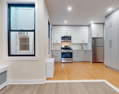 104-12 Metropolitan Avenue - Photo Thumbnail 7