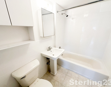 31-64 21st Street - Photo Thumbnail 5