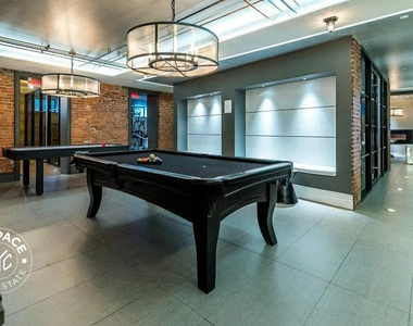 185 Leonard Street - Photo Thumbnail 13