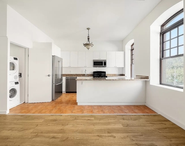 1937 Madison Avenue - Photo Thumbnail 5