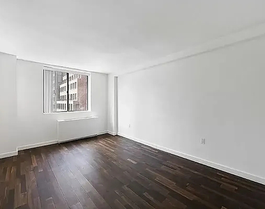 184 Lexington Avenue - Photo Thumbnail 1