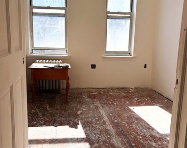 27-58 27th Street - Photo Thumbnail 12