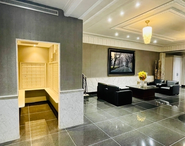 95 Christopher Street - Photo Thumbnail 14