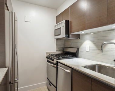 141 East 33rd Street - Photo Thumbnail 1