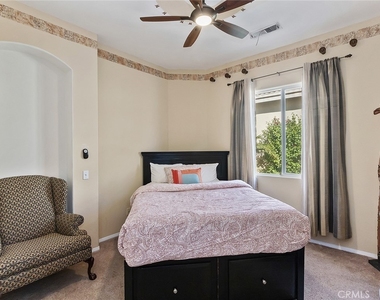 48957 Heifitz Drive - Photo Thumbnail 12