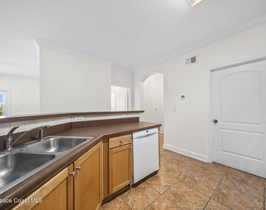 6421 Borasco Drive - Photo Thumbnail 17