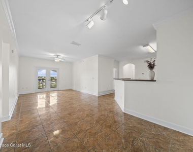 6421 Borasco Drive - Photo Thumbnail 10