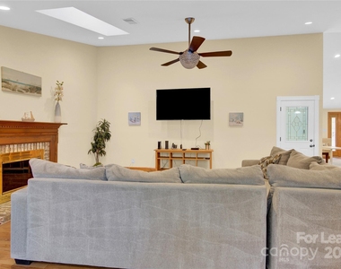 7314 Brigmore Drive - Photo Thumbnail 34
