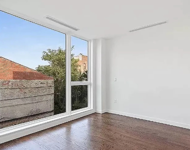 179 North 7th Street - Photo Thumbnail 4