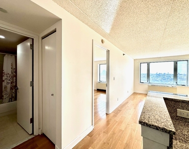53 Boerum Pl - Photo Thumbnail 5