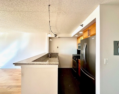 53 Boerum Pl - Photo Thumbnail 4
