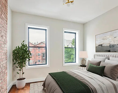 285 Cornelia Street - Photo Thumbnail 10