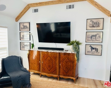 8417 W 1st Street - Photo Thumbnail 2
