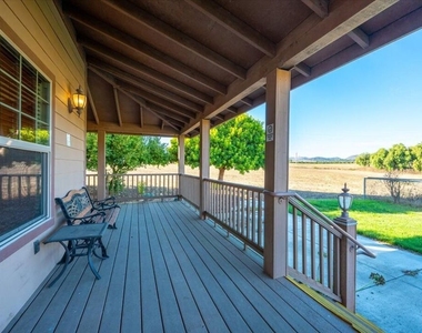 230 Hans Place - Photo Thumbnail 22
