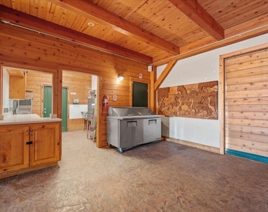 230 Hans Place - Photo Thumbnail 49