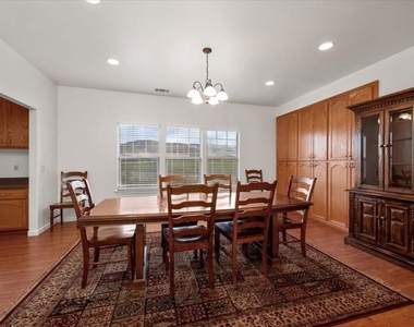 230 Hans Place - Photo Thumbnail 17