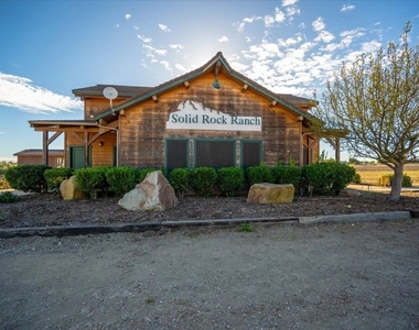 230 Hans Place - Photo Thumbnail 40