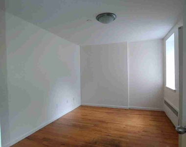 137 West 112th Street - Photo Thumbnail 2
