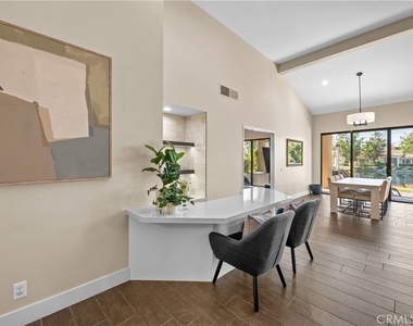 80504 Pebble Beach - Photo Thumbnail 4