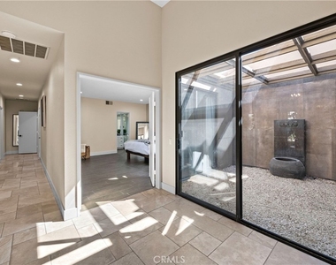 80504 Pebble Beach - Photo Thumbnail 18