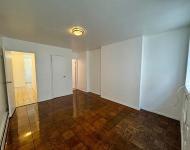 2148 2nd Avenue - Photo Thumbnail 12