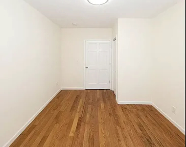 21 West 87th Street - Photo Thumbnail 4